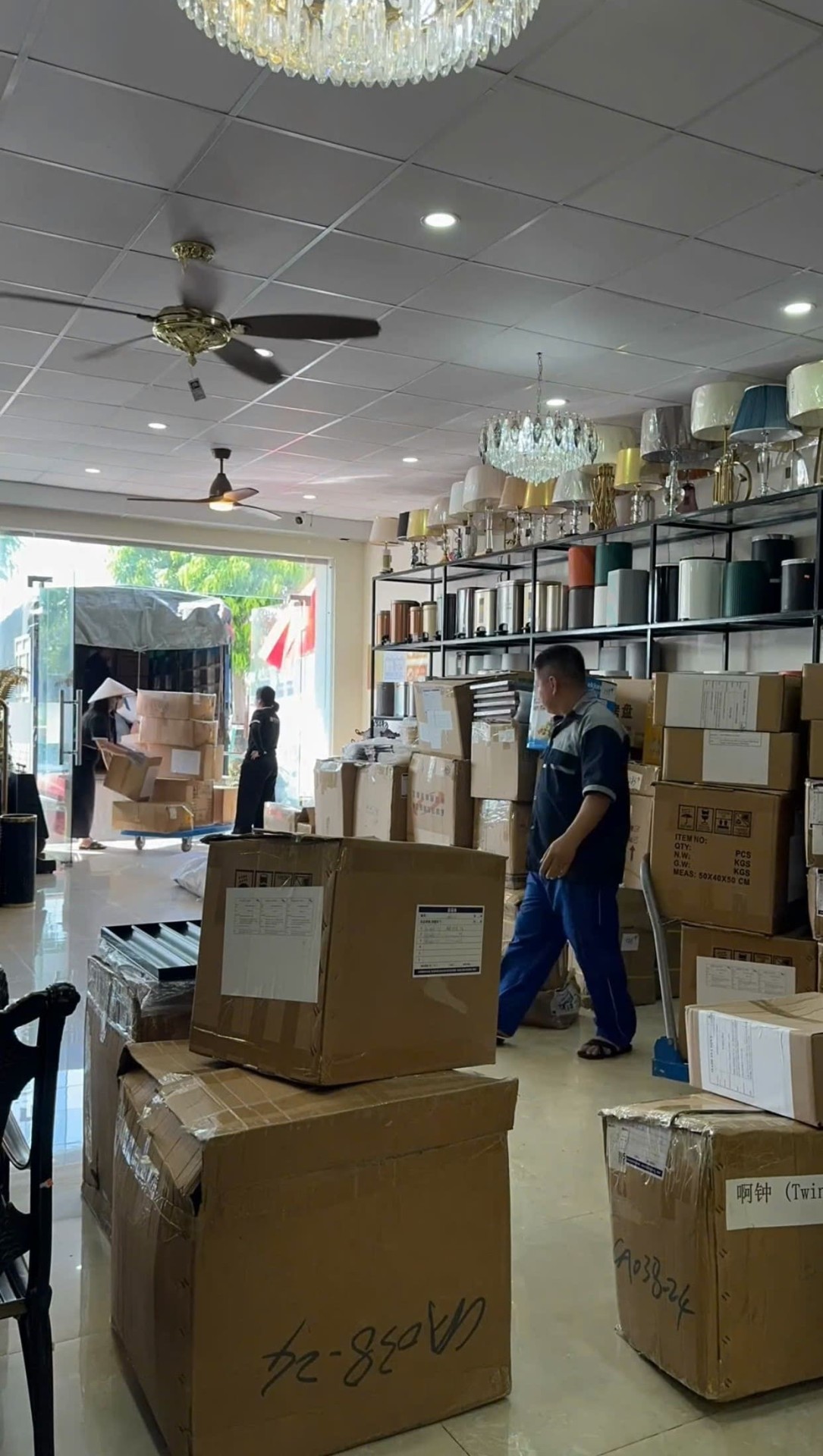 Giao hàng gấp sát ngày lễ
