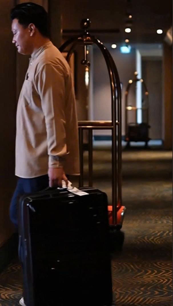 Xe đẩy hành lý7