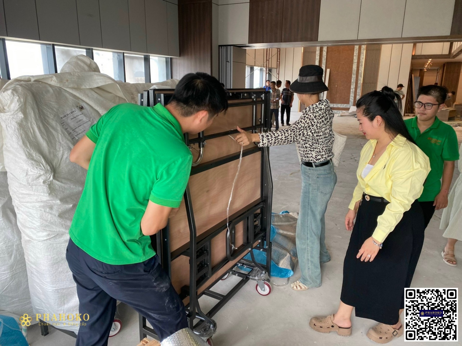 bục sân khấu di động 3
