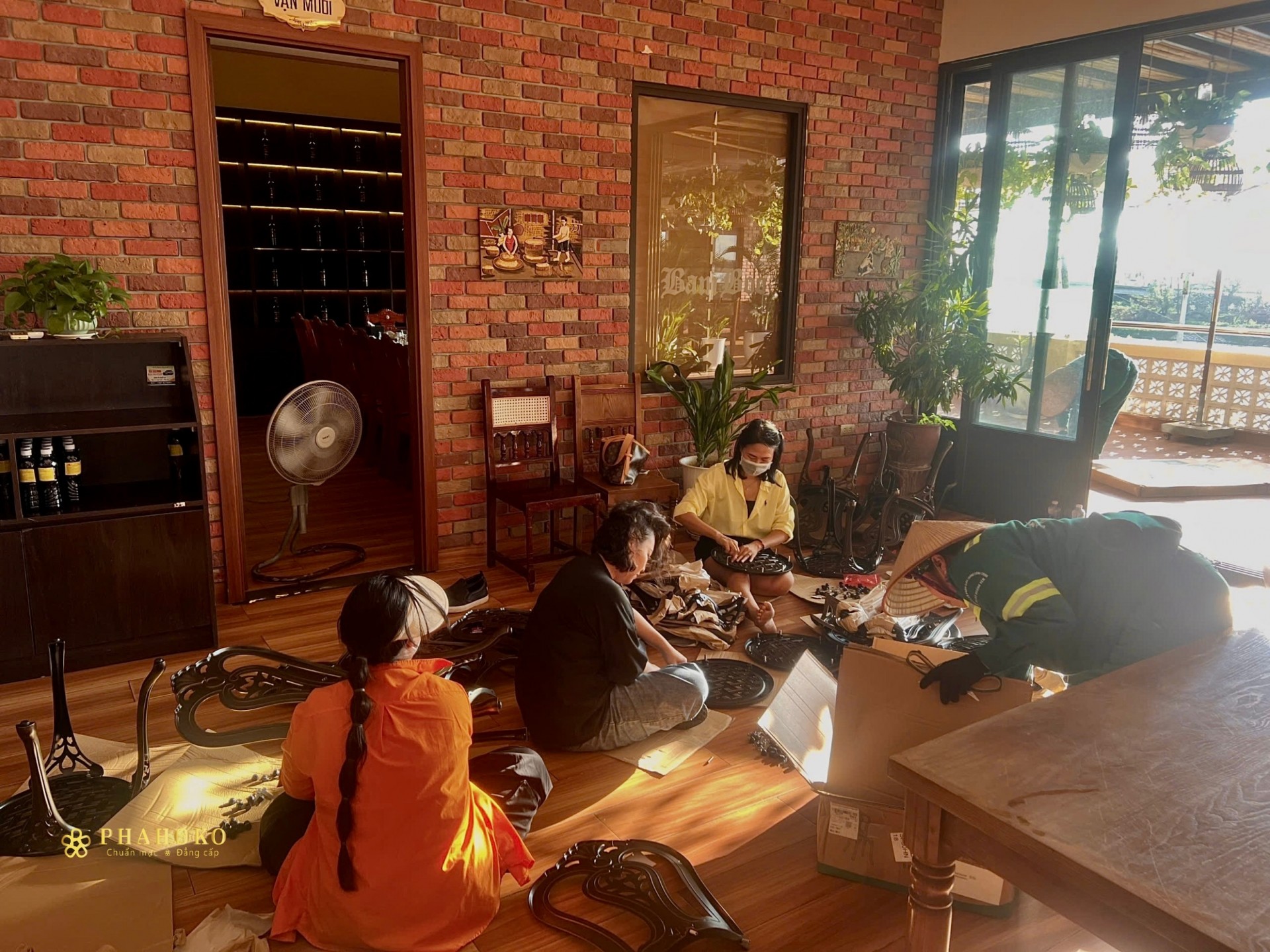 ban ghe nhom duc phahoko