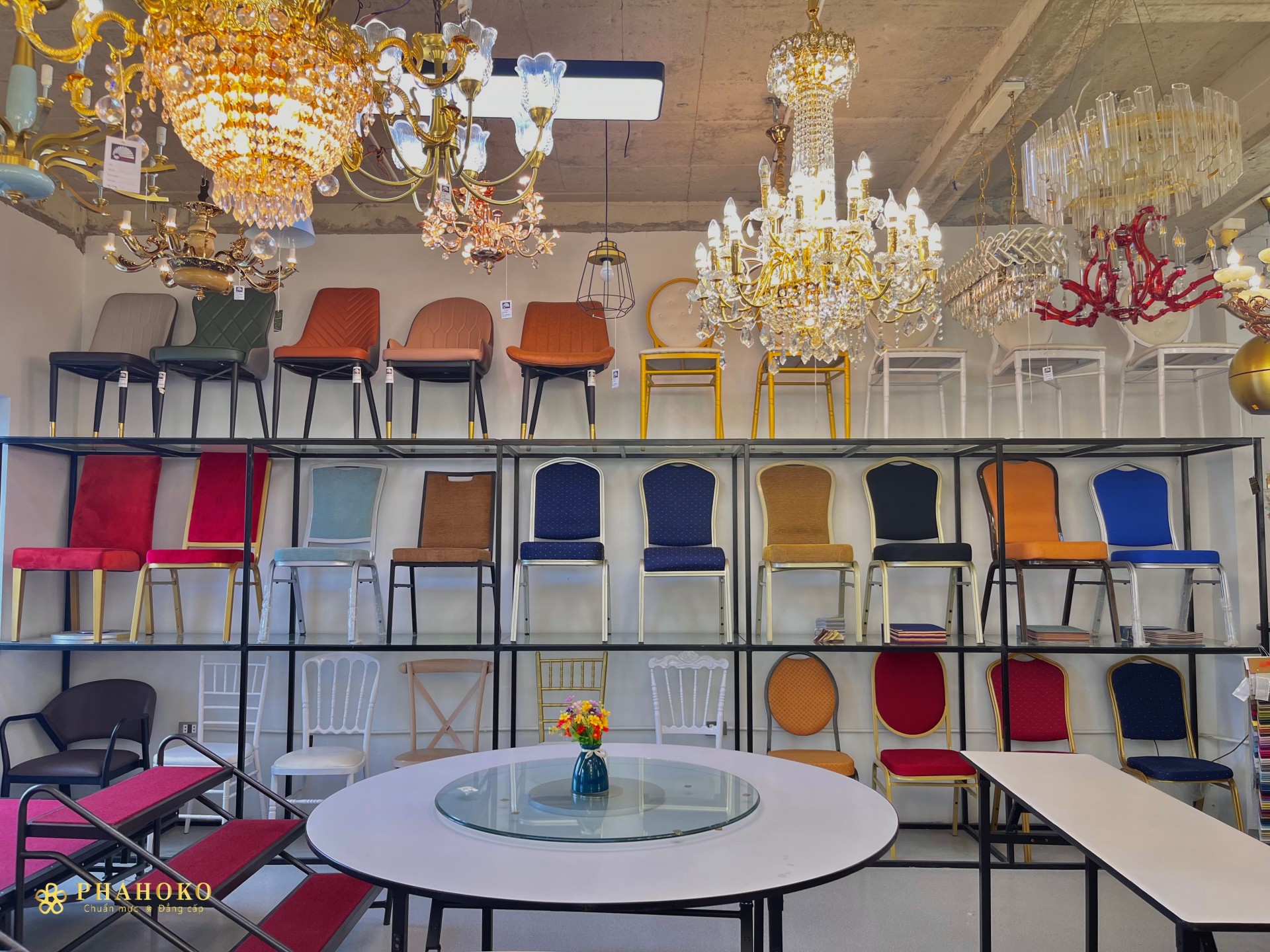 showroom phahoko tang 3 13