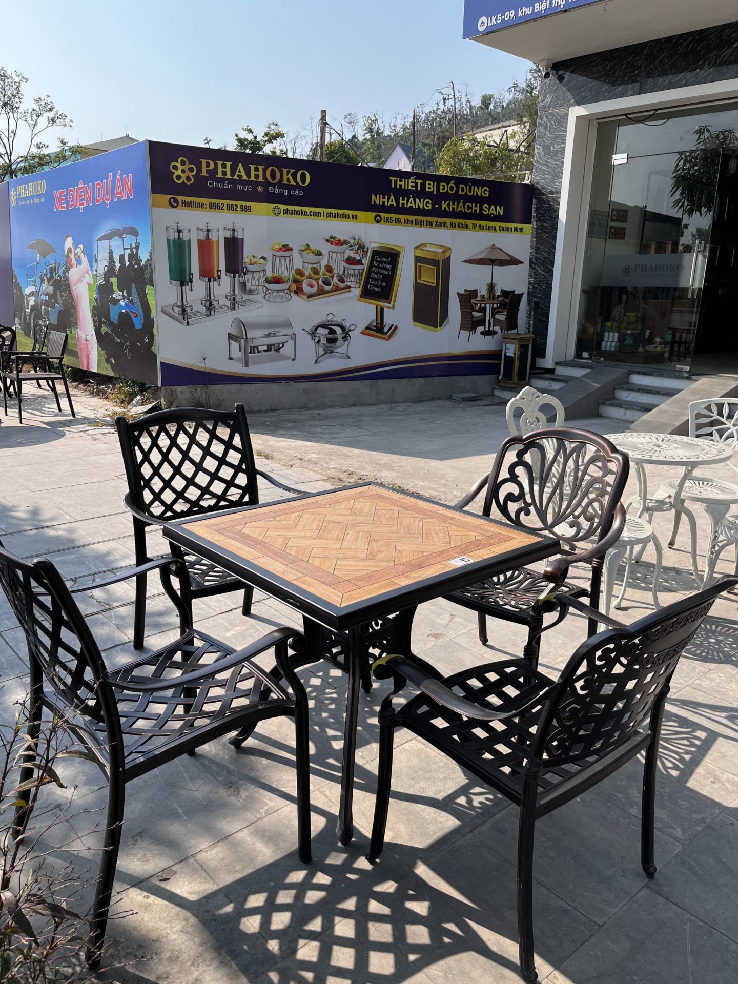 Bàn ghế nhôm đúc sân vườn cao cấp tại Phahoko