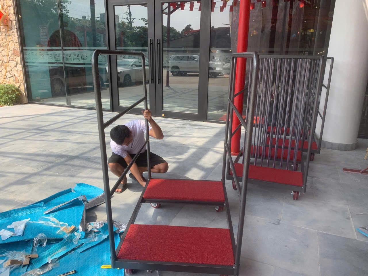 xe đẩy kính mâm xoay phahoko