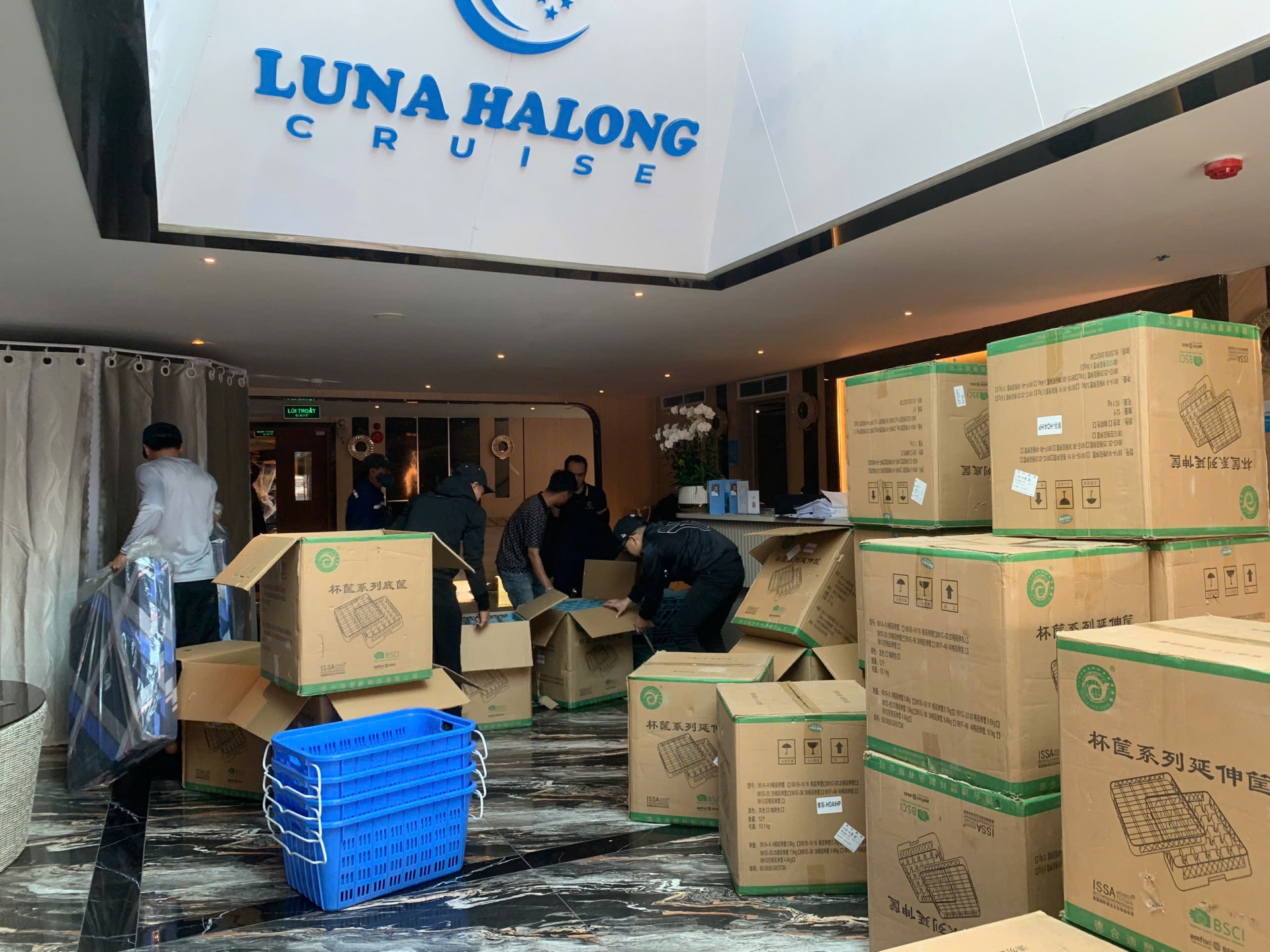 Cung Cấp Thiết Bị Buffet & Công Cụ Dụng Cụ Bếp Cho Du Thuyền Luna